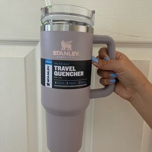 Pink Stanley 40 oz quencher